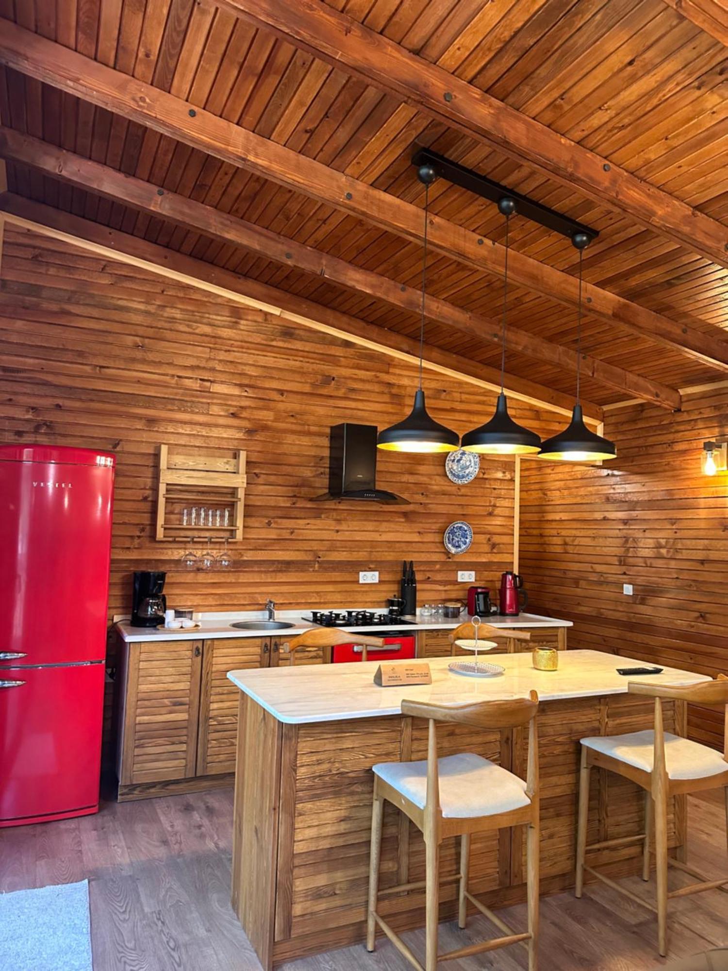 Panurlawoodenhouse Oezel Havuz& Sauna Mavi Exterior foto